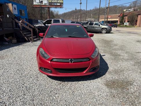 Used 2013 Dodge Dart Limited w/ Technology Group image 4