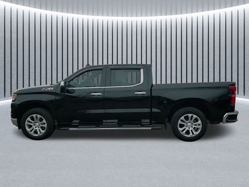 Used 2022 Chevrolet Silverado 1500 LTZ w/ LTZ Premium Package image 18