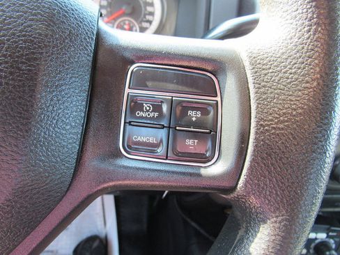 Used 2018 RAM 2500 Tradesman w/ Chrome Appearance Group AWD/4WD image 28