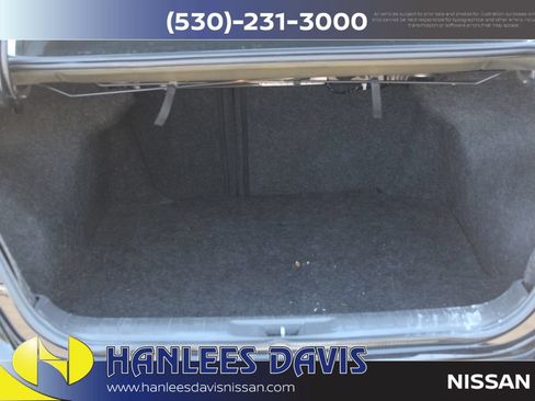 Used 2018 Nissan Altima 2.5 SL FWD image 10