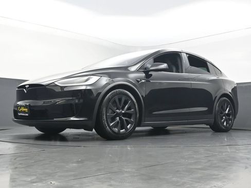 Used 2024 Tesla Model X AWD/4WD image 47