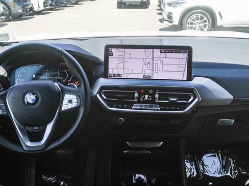Used 2024 BMW X3 sDrive30i w/ Premium Package RWD image 9