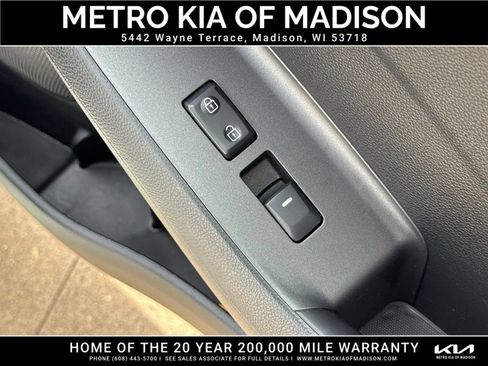 Used 2016 Kia Forte LX FWD image 40