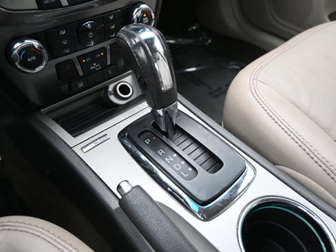 Used 2012 Ford Fusion SEL image 23