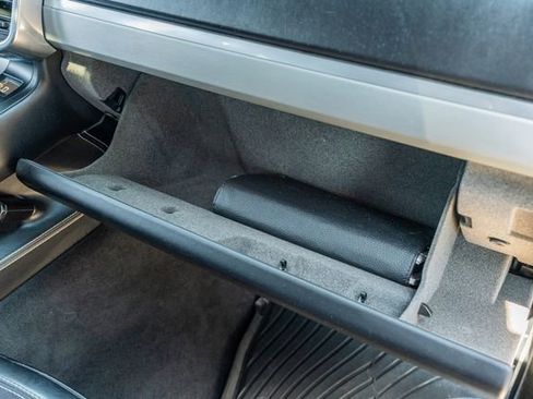 Used 2018 Porsche Cayenne GTS image 49