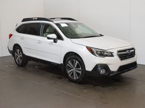 Used 2019 Subaru Outback 2.5i Limited AWD/4WD image 1