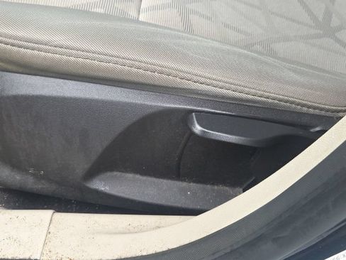 Used 2012 Ford Fiesta SE FWD image 22