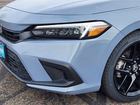 Used 2024 Honda Civic Sport image 11