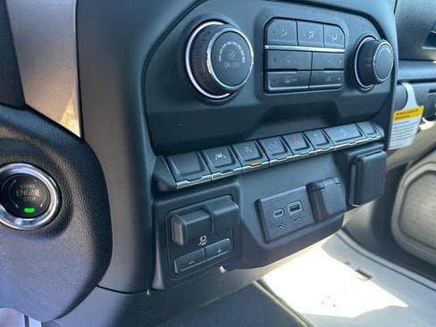 New 2026 Chevrolet Silverado 1500 Custom Trail Boss w/ LPO, Dark Essentials Package AWD/4WD image 23