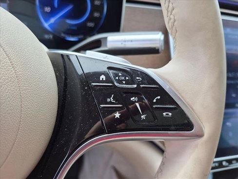 Used 2023 Mercedes-Benz EQS 450+ 4MATIC Sedan image 12