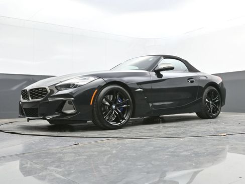 Used 2025 BMW Z4 M40i w/ Premium Package RWD image 31