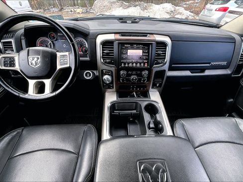 Used 2017 RAM 1500 Laramie w/ Convenience Group image 13