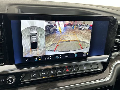 Certified 2023 Chevrolet Silverado 1500 LTZ w/ LTZ Convenience Package II AWD/4WD image 18
