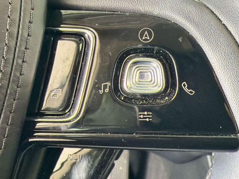 Used 2024 Lincoln Aviator 2WD w/ Premium Package image 17