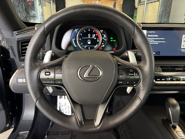 Used 2024 Lexus LC 500 Convertible w/ Touring Package RWD image 33