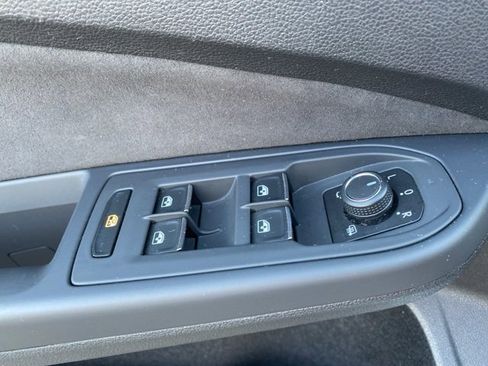 Used 2024 Volkswagen GTI S image 25