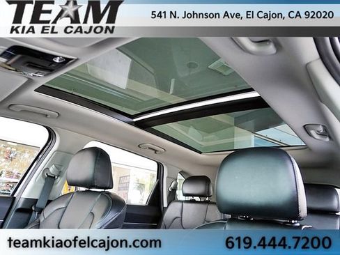 Certified 2021 Kia Sorento SX FWD image 17