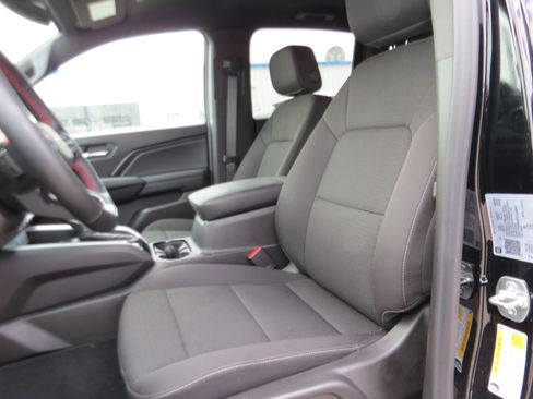 Used 2025 Chevrolet Colorado W/T w/ Advanced Trailering Package AWD/4WD image 14