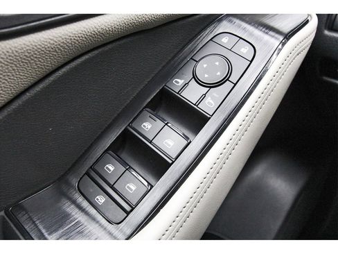 Used 2023 Nissan Rogue SV image 19