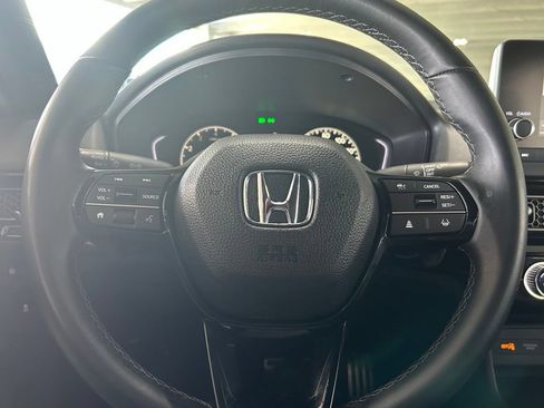 Used 2025 Honda Civic Sport image 26