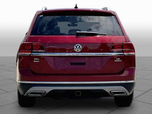 Used 2018 Volkswagen Atlas SEL AWD/4WD image 4
