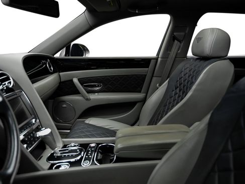 Used 2017 Bentley Flying Spur S V8 AWD/4WD image 58