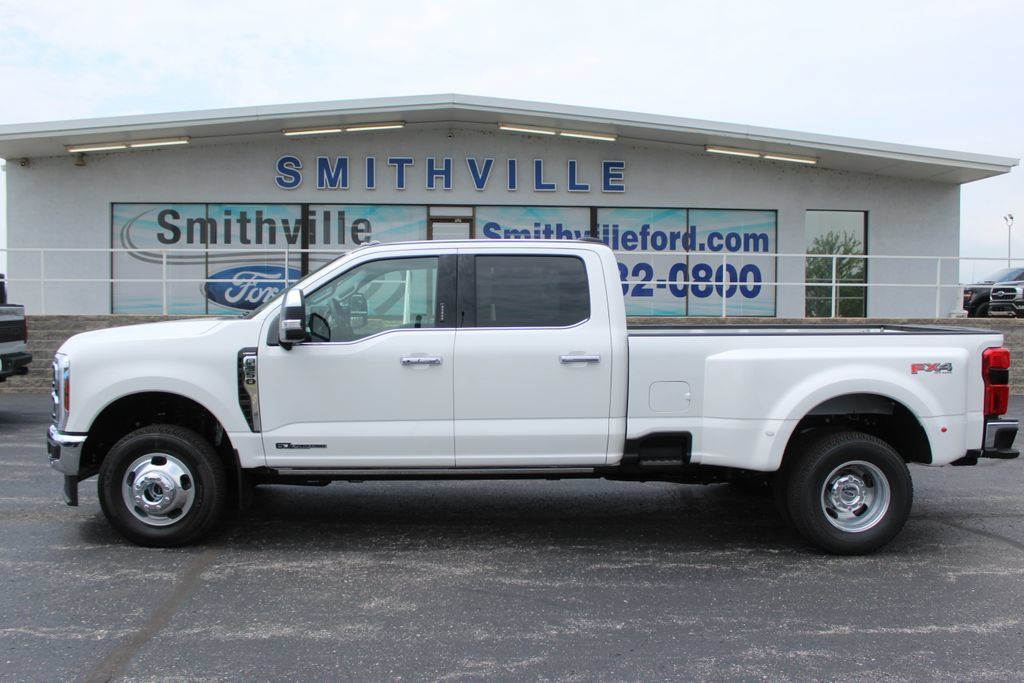 New 2026 Ford F350 Lariat w/ Lariat Ultimate Package AWD/4WD image 3