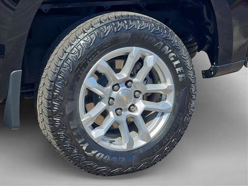 Used 2023 Chevrolet Silverado 1500 LT RWD image 29