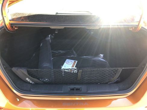 Certified 2025 Nissan Sentra SR w/ SR Premium Package image 15