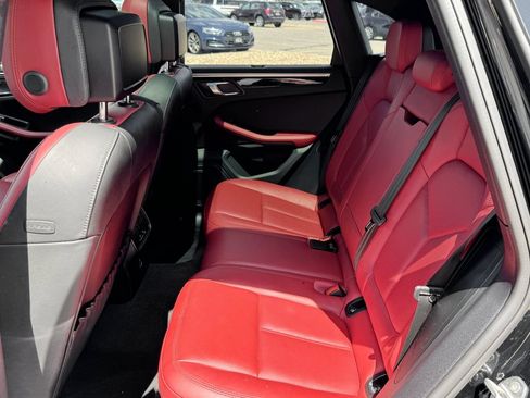 Used 2018 Porsche Macan S AWD/4WD image 28