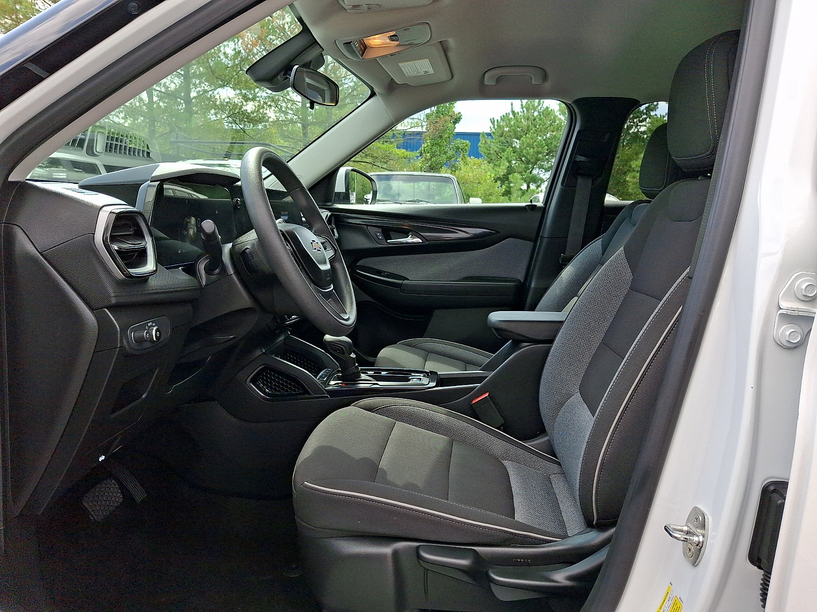 Certified 2024 Chevrolet TrailBlazer LT FWD image 13