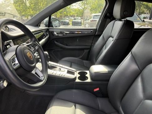 Used 2021 Porsche Macan S AWD/4WD image 3