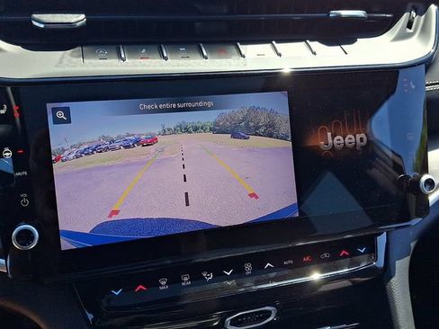 New 2026 Jeep Grand Cherokee Limited w/ Limited Altitude Package AWD/4WD image 15