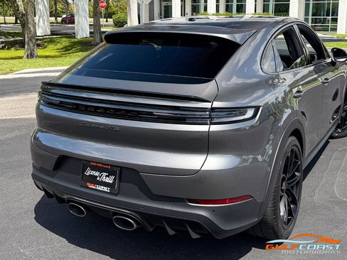 Used 2026 Porsche Cayenne GTS image 63