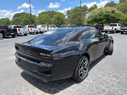 Used 2026 Dodge Charger Scat Pack AWD/4WD image 17