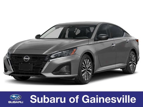 Used 2025 Nissan Altima 2.5 SV FWD image 1