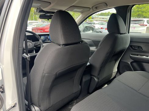 New 2026 Nissan Kicks S FWD image 18