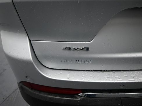 Used 2023 Jeep Grand Cherokee L Laredo w/ Luxury Tech Group I image 10