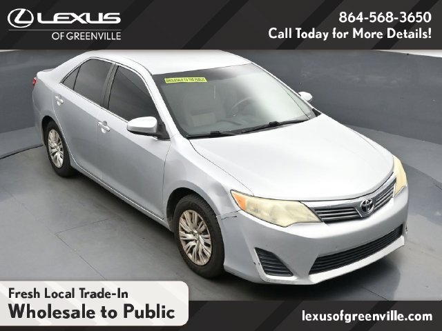 Used 2014 Toyota Camry FWD image 23