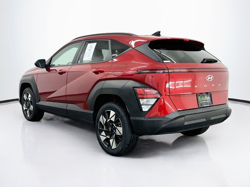 Used 2025 Hyundai Kona SEL AWD/4WD image 5