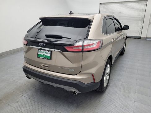 Used 2020 Ford Edge Titanium w/ Equipment Group 301A FWD image 9