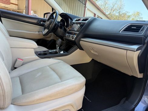 Used 2015 Subaru Legacy 2.5i Limited image 20