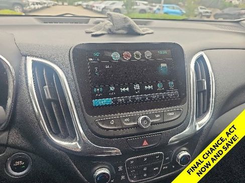Used 2018 Chevrolet Equinox LT w/ Sun & Infotainment Package FWD image 21