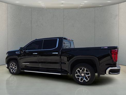 Used 2024 GMC Sierra 1500 SLT w/ SLT Premium Plus Package AWD/4WD image 8