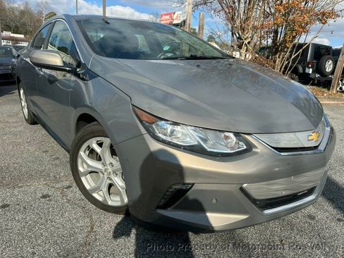 Used 2017 Chevrolet Volt Premier w/ Driver Confidence II Package image 4