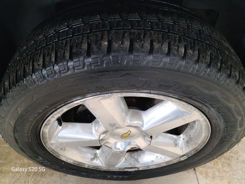 Used 2007 Chevrolet Suburban LT w/ LT Preferred Equipment Group image 10