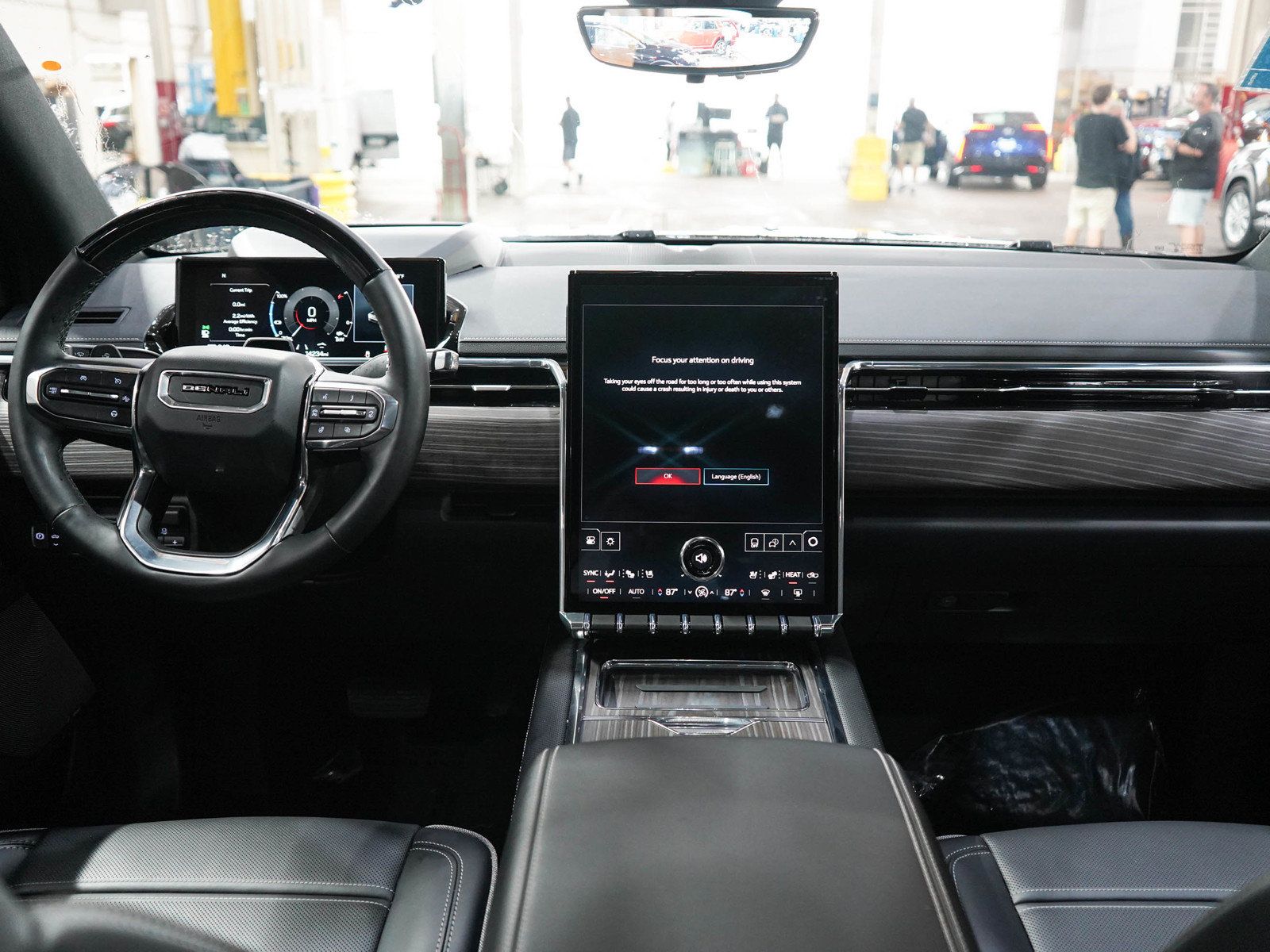 Used 2026 GMC Sierra EV Denali AWD/4WD image 16