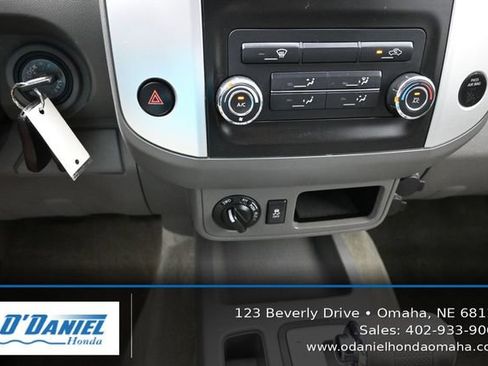 Used 2014 Nissan Frontier SV AWD/4WD image 31