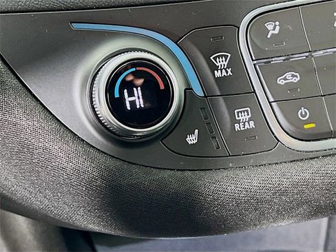 Used 2024 Chevrolet Malibu LT image 21