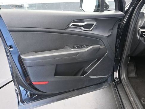 Used 2026 Kia Sportage LX FWD image 16
